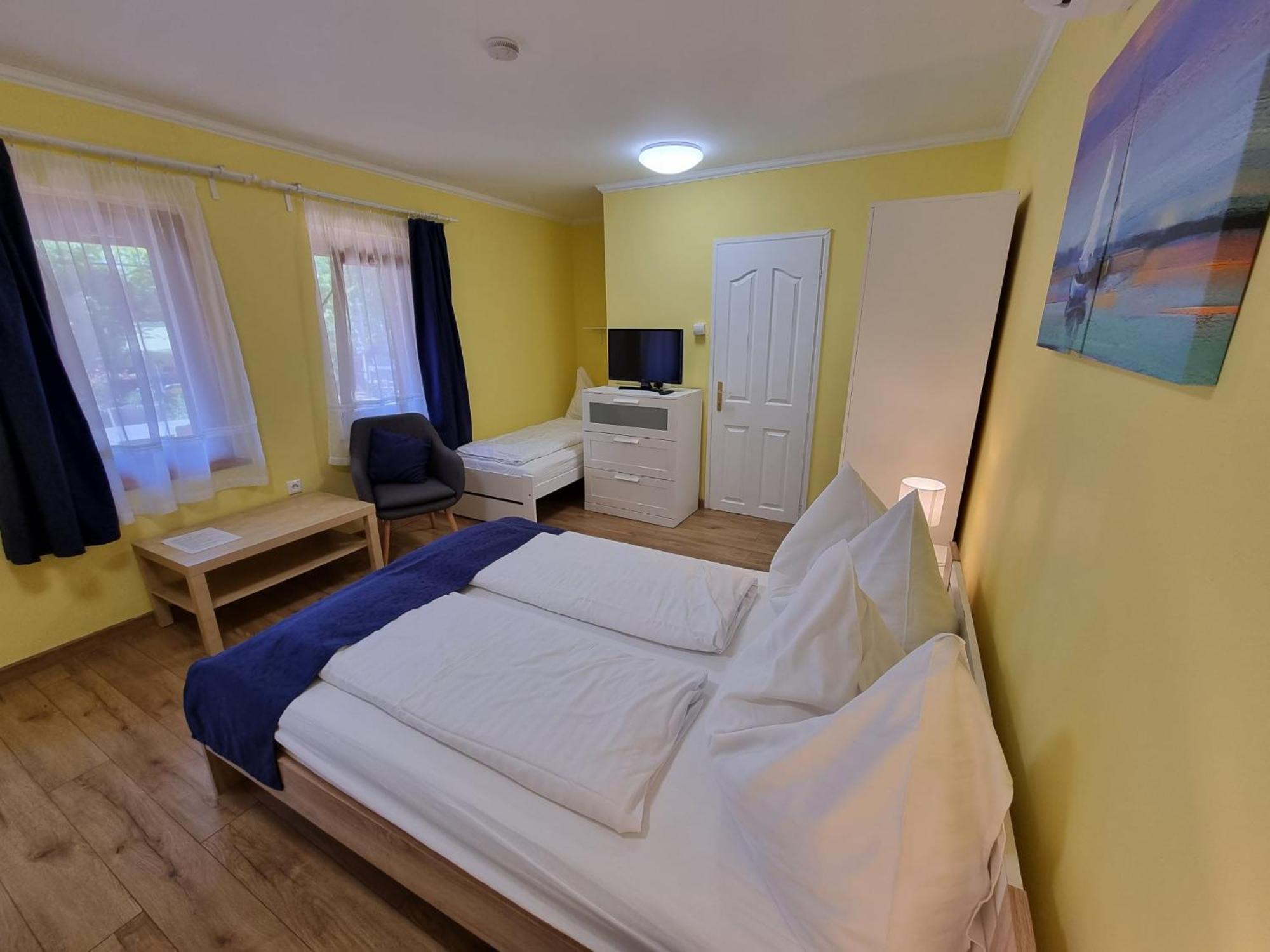 Muskatlis Haz Apartment Balatonlelle Exterior photo